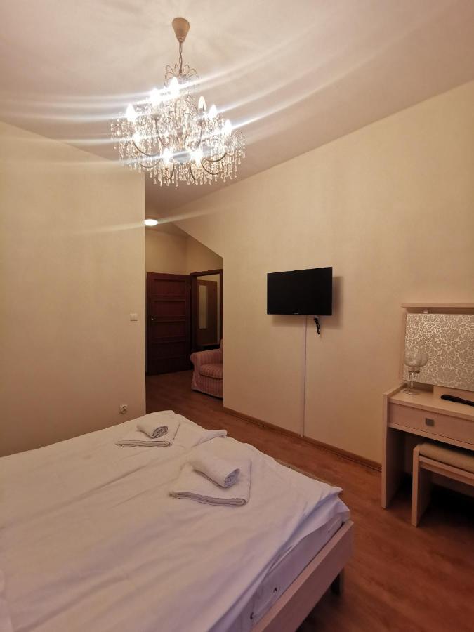 Podkowa Farm stay *